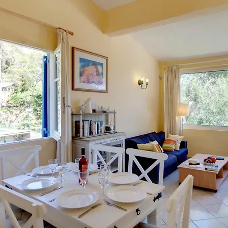 Villa Elena *